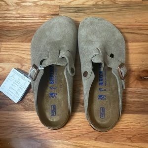 Birkenstock Bostons 38